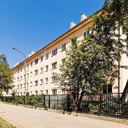Sunny Apartment, 7 Min With Tram To The Old Town Tallinn Bagian luar foto